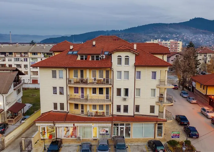 Апартамент апартмент луксор *